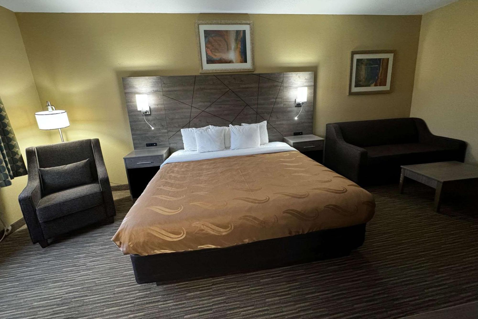 Quality Inn Near I-72 And Hwy 51 Forsyth Exterior foto