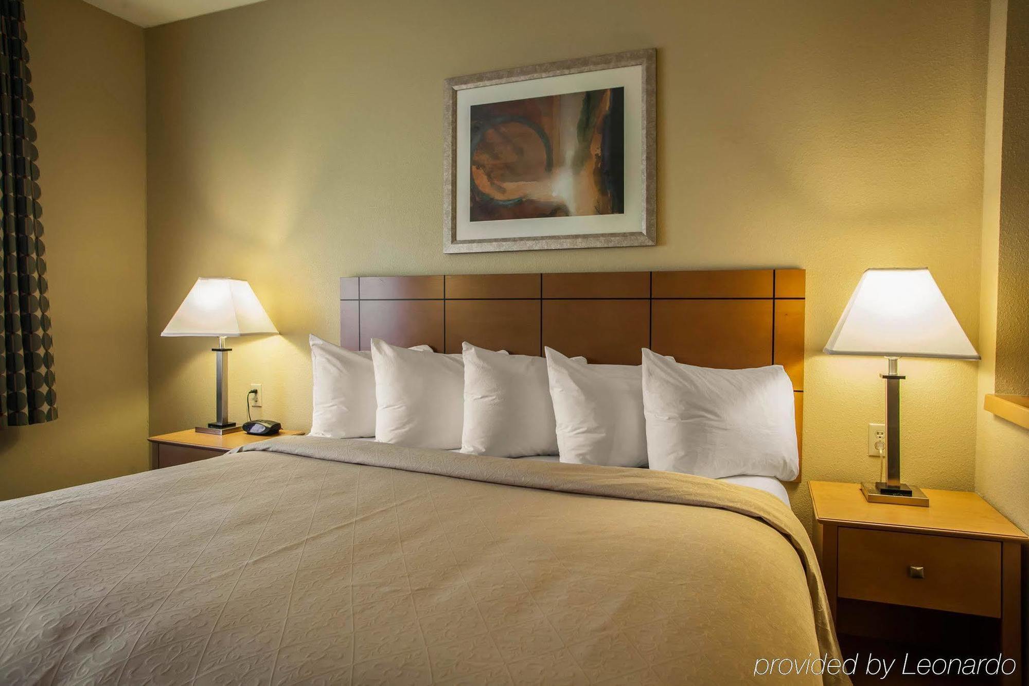 Quality Inn Near I-72 And Hwy 51 Forsyth Exterior foto